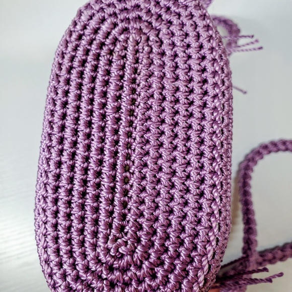 The Sak Essential Crochet Phone Crossbody in Heather - Picture 7 of 9